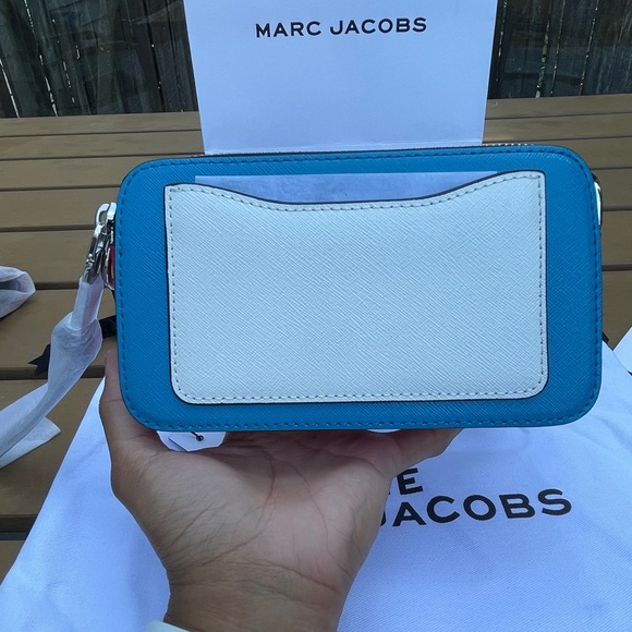 Marc Jacobs snapshot (peanut lucy) - Picture 4 of 16